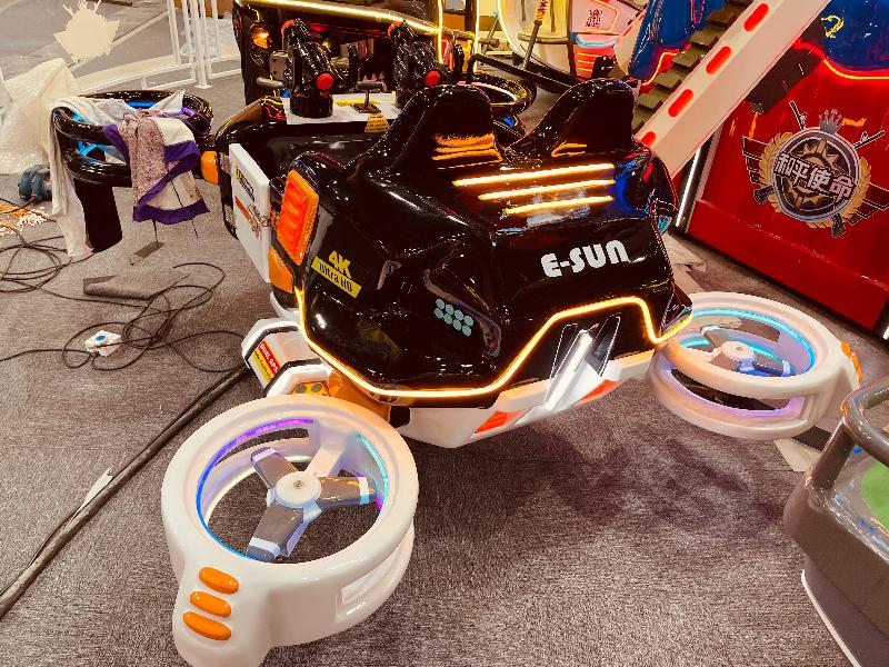 16-SEAT combination of jumping and lifting