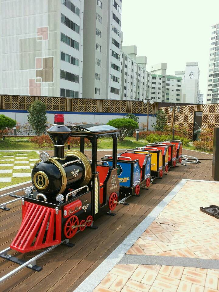 Imitating Antiquity Train Ride