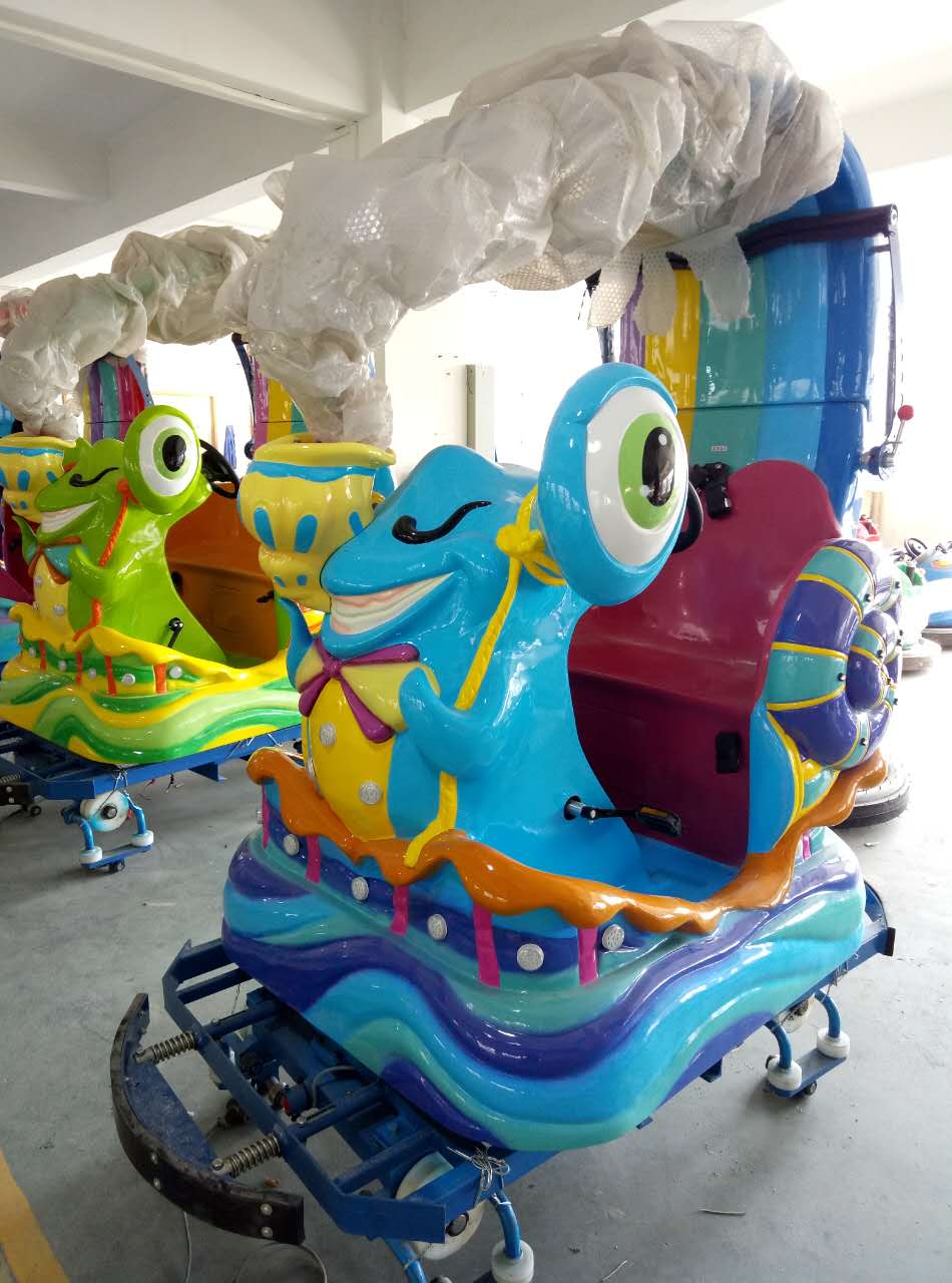 Space Walk Rides
