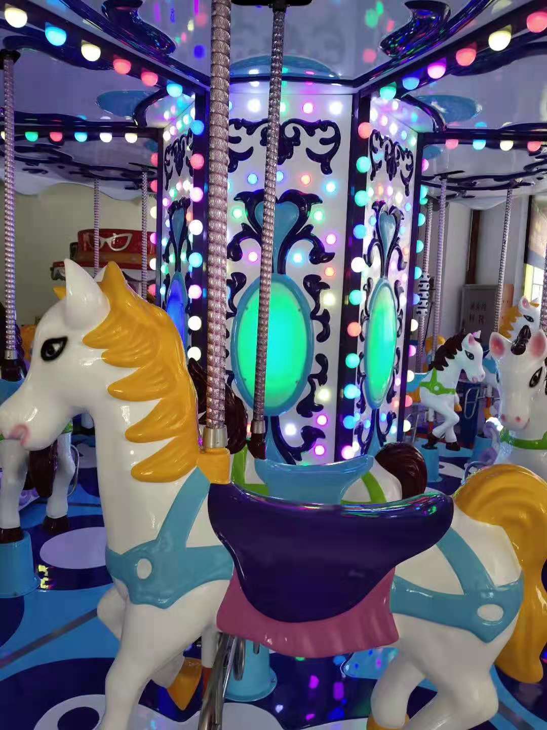 16 Seats Carousel