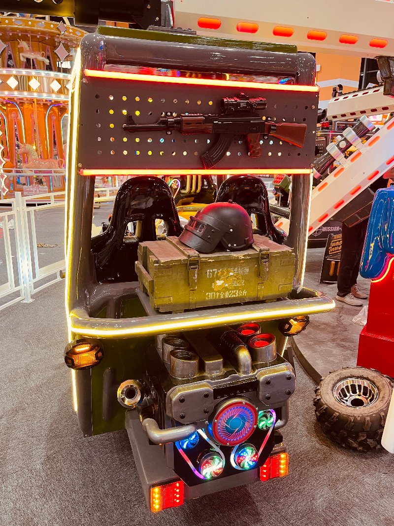 16-SEAT combination of jumping and lifting