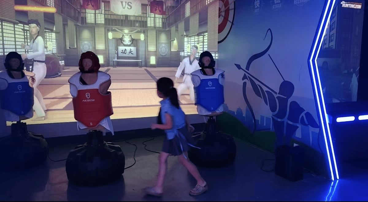 AR Boxing Simulator commercial digital sports equipment image 5