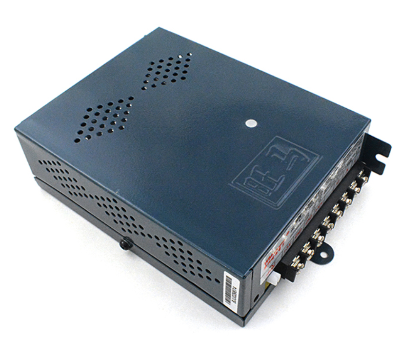 '+12V/+5V power supply box