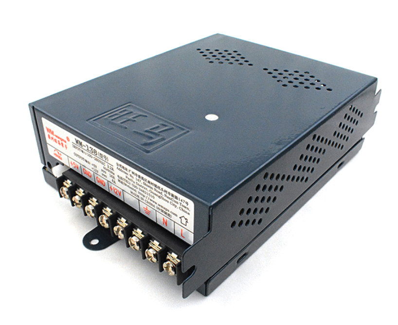 '+12V/+5V power supply box