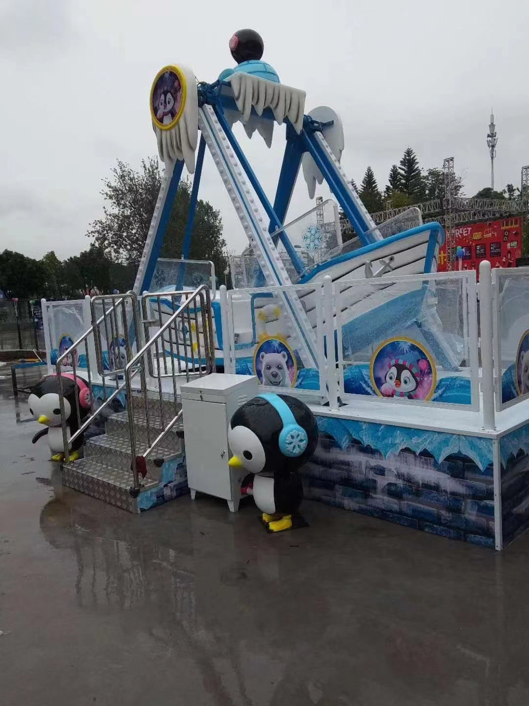 12 Seats Pirate Ship