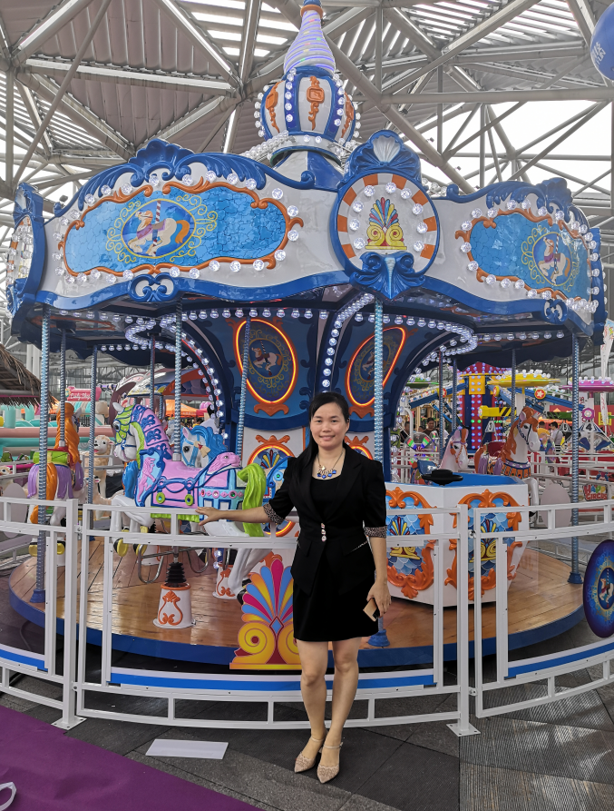 12-Seat Artistic Carousel