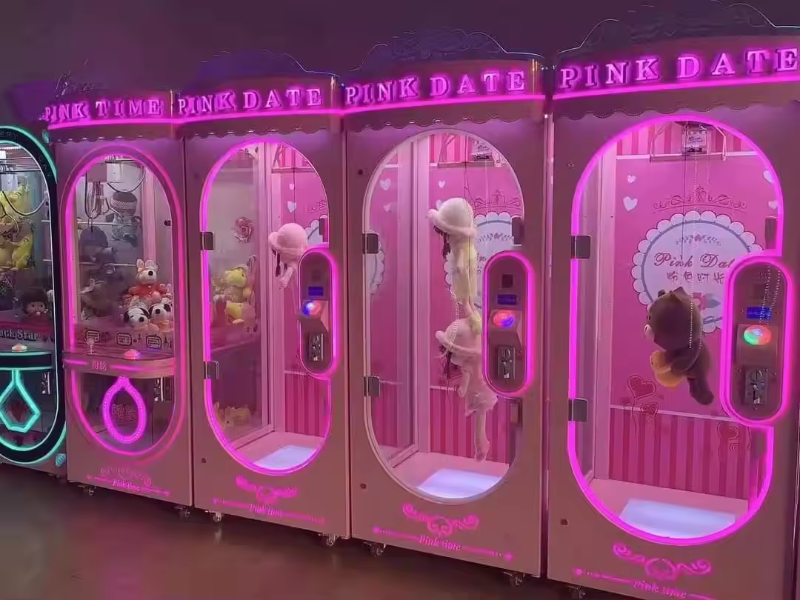 Coin Operated Indoor Pink Date Doll Cutting Prize Gift Scissors Skill Cut pink date machine