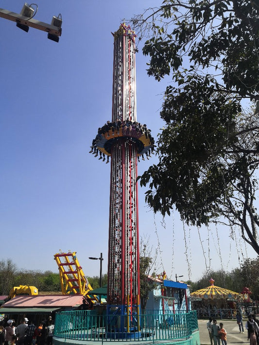 23M Rotating Lifting Tower