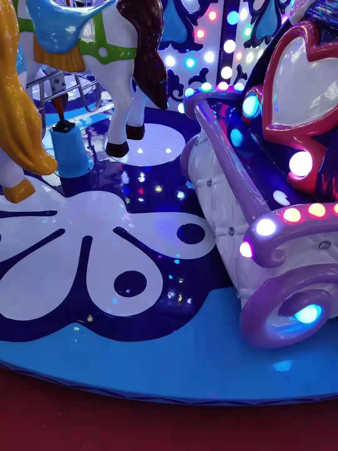 16 Seats Carousel