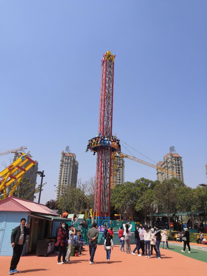 23M Rotating Lifting Tower